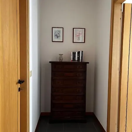 Apartman Near Town Centre And - Le Colombe
