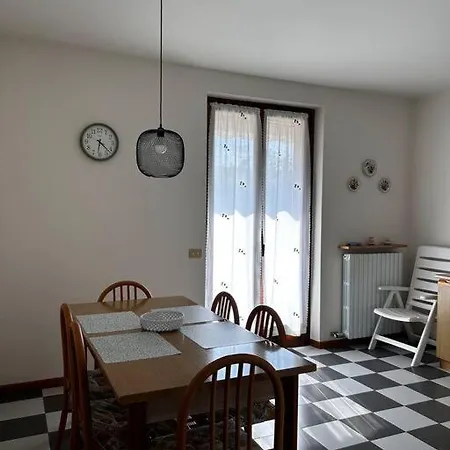 Near Town Centre And - Le Colombe Bardolino
