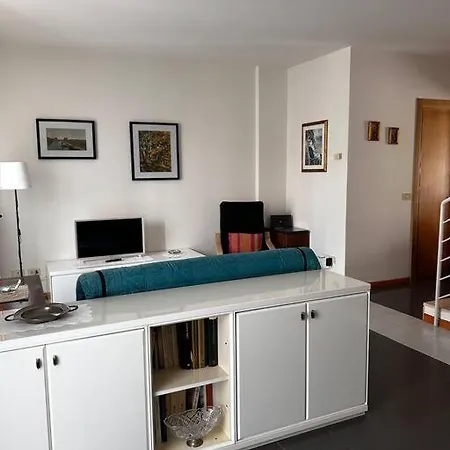 Apartamento Near Town Centre And - Le Colombe